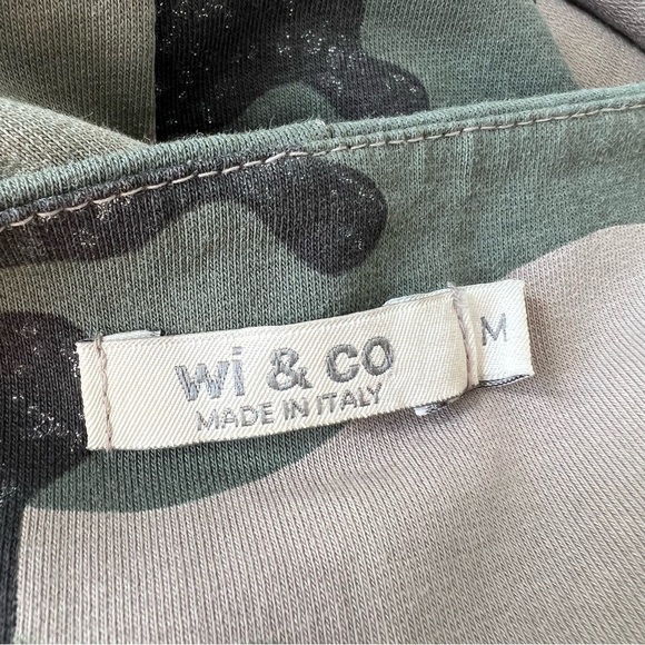 WI & Co Camouflage Sparkle Tunic Blouse - Picture 4 of 6